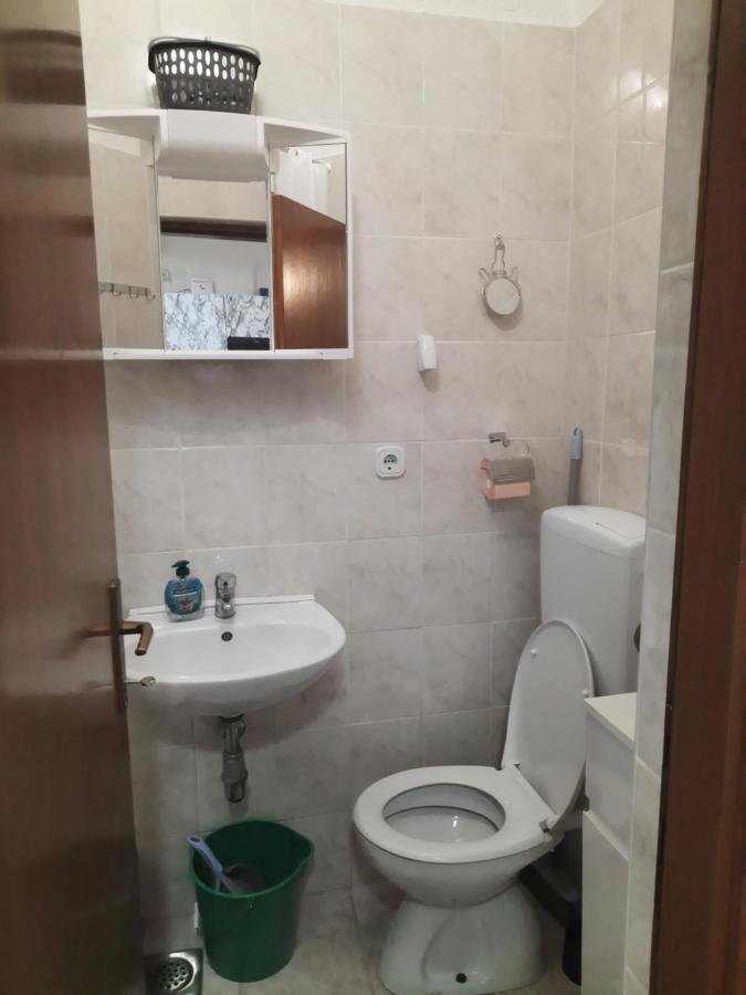 Apartmani Ana-Lora Lopar Exterior foto